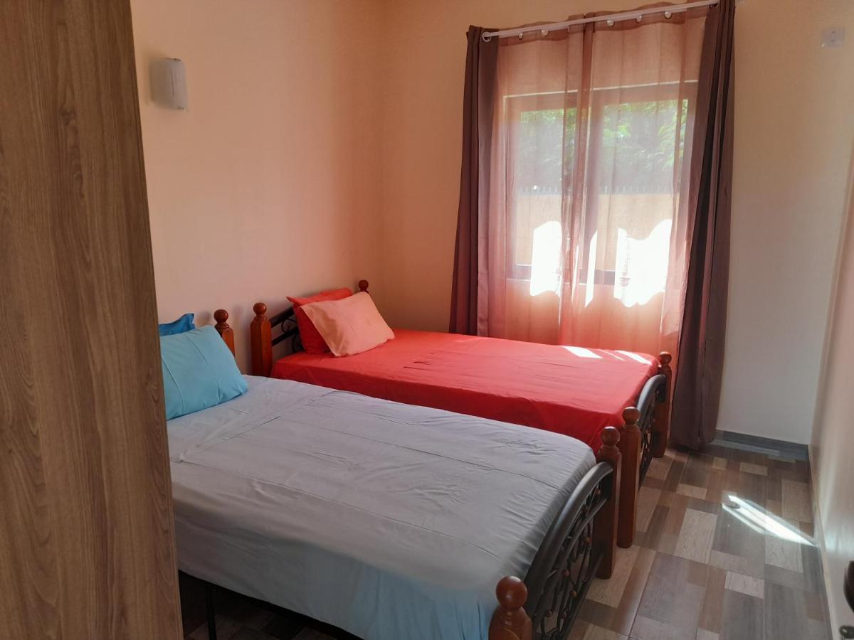 Villa Paprika تراوْ أوكس بيتْشيز المظهر الخارجي الصورة